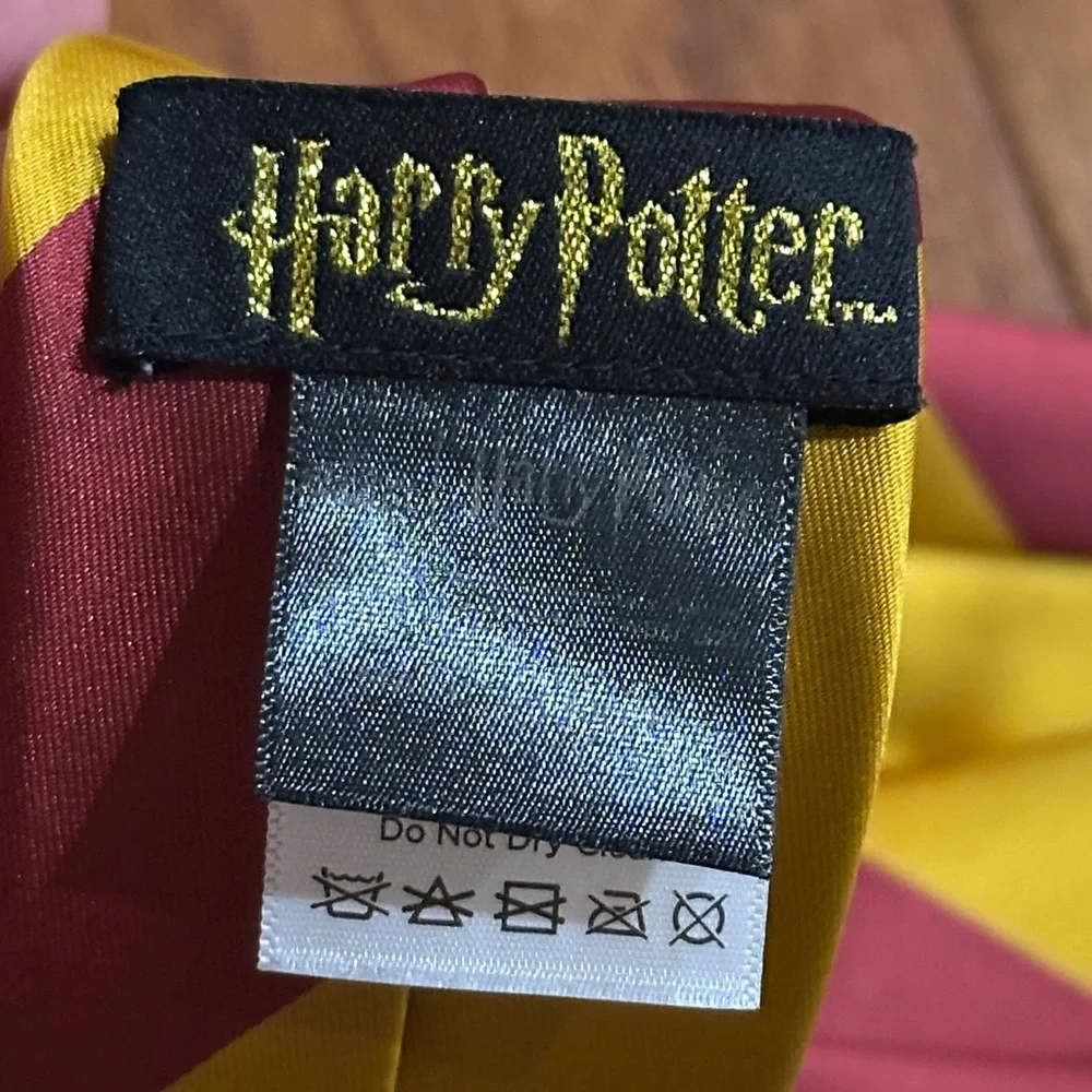 Gryffindor adult Tie – Harry Potter accessories set